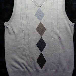 Men's Gray Argyle Sweater Vest